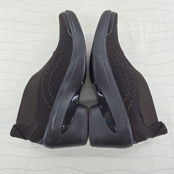 BZees Womens Energy Block Heel Brown Stretch Knit Comfort Work Shoes Size 7M - Picture 8 of 11